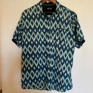Public record all over print button up short sleeve collar shirt. Size 3XL EUC